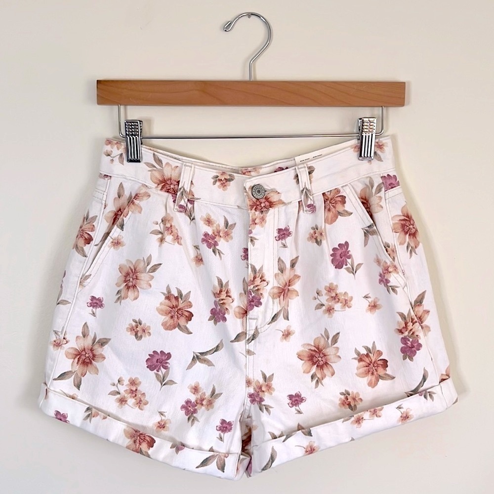 American Eagle Mom Short White Floral Jean Shorts